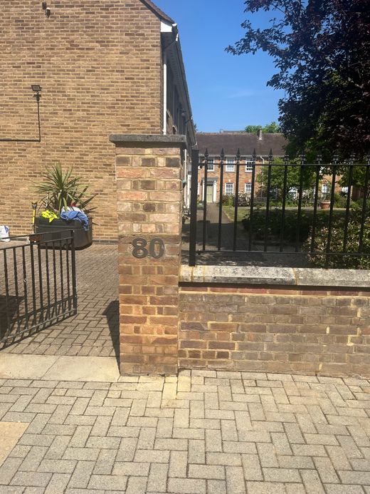 St Marylebone Almshouses, gate and boundary wall